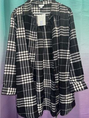 NWT Lularoe XL Black & White Plaid Abigail Flannel Shirt